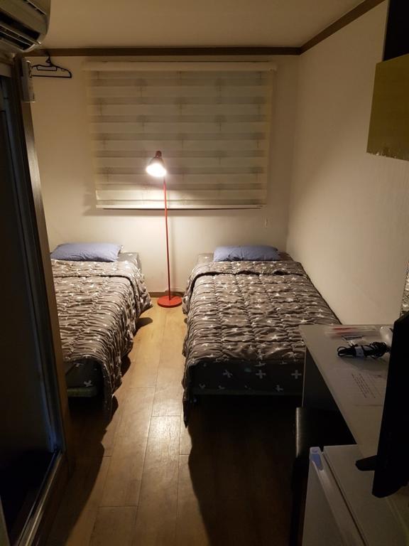 Feliz Guesthouse, Seoul Station Zewnętrze zdjęcie